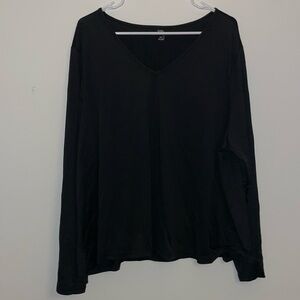 Emery Rose 4X black, long-sleeve, lightweight v-neck shirt 100% polyester